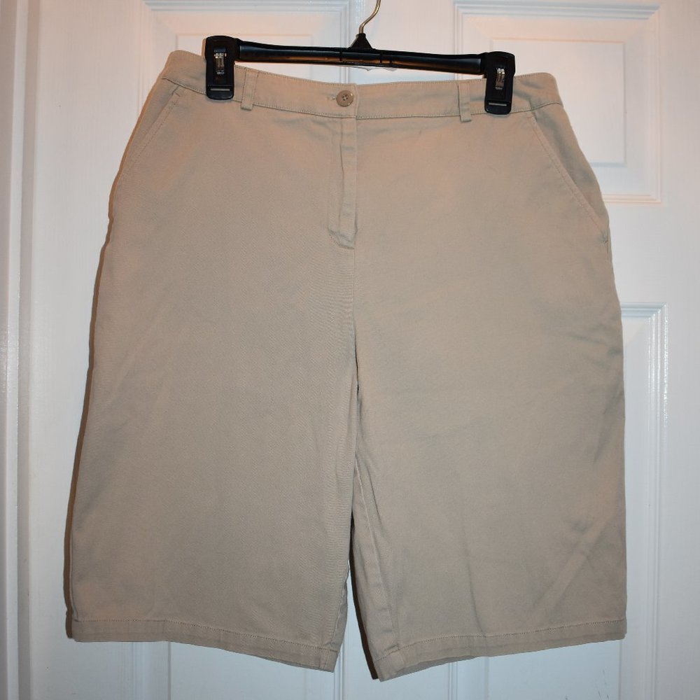 Croft and Barrow Tan Stretch Bermuda Shorts Size 12